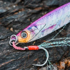 CUILLER BIASTOS 80gr ROSE HARENG Pêche Au Leurre En Mer -Pêche Produit Magasin cuiller biastos 80gr rose hareng peche au leurre en mer 2